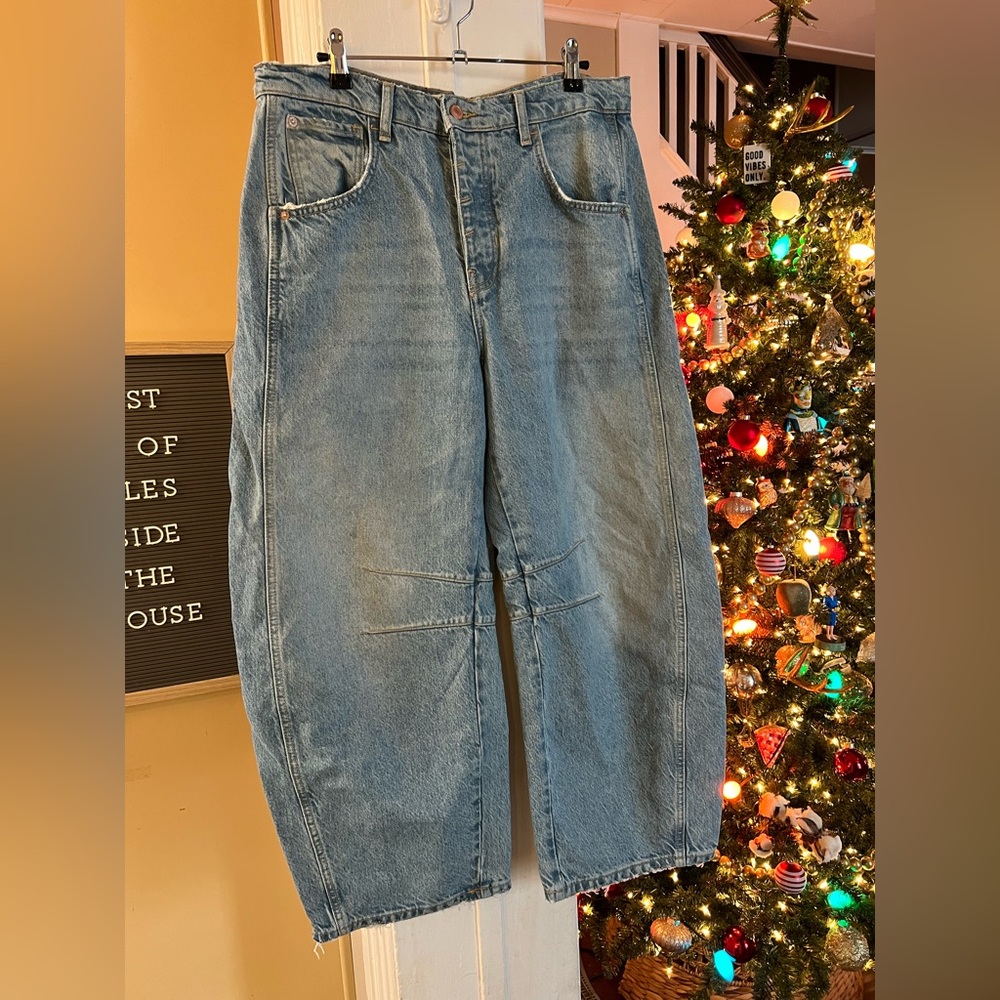 Free People Good Luck Barrel Jeans Kismet Blue Ground 28